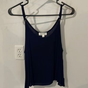 Flowy Tank